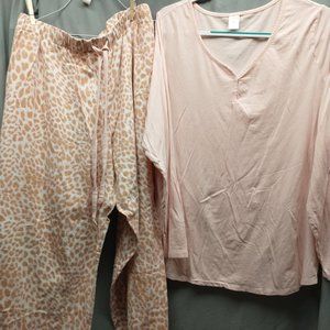 Who says comfortable can't be cute?